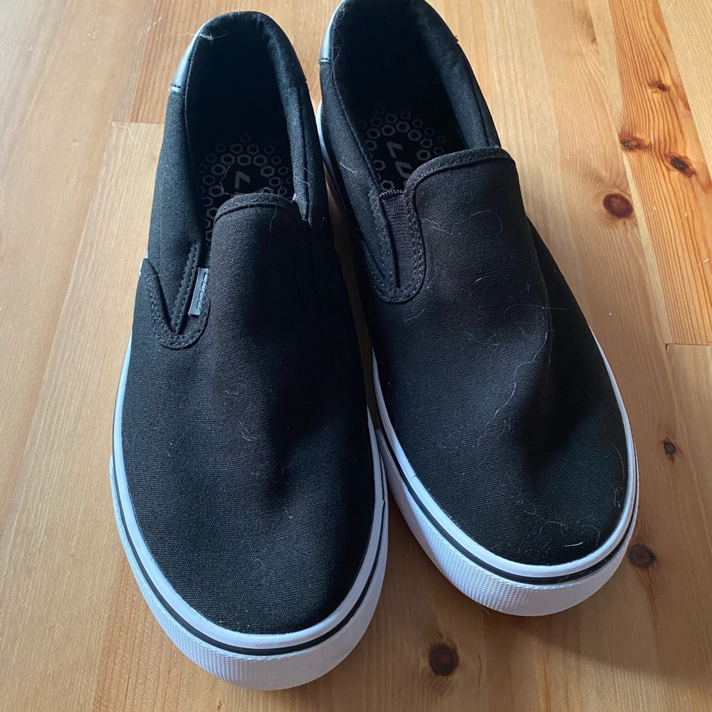 Lugz Black Slip-On Sneakers 8.5 wide